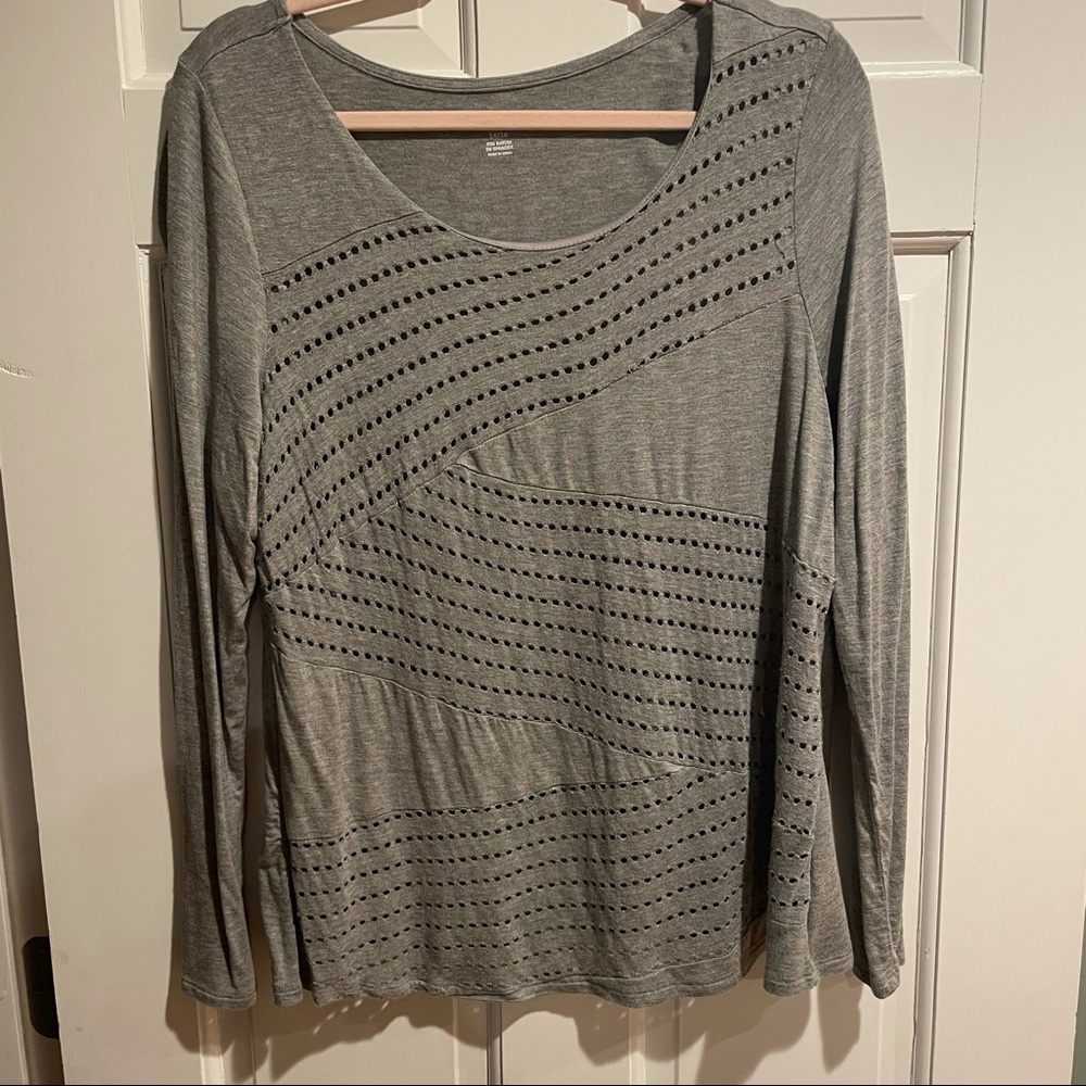 Lane Bryant long sleeve gray shirt, size 14/16, EUC